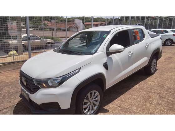 FIAT STRADA 1.3 FIREFLY FLEX FREEDOM CS MANUAL FIAT STRADA 1.3 FIREFLY FLEX FREEDOM CS MANUAL